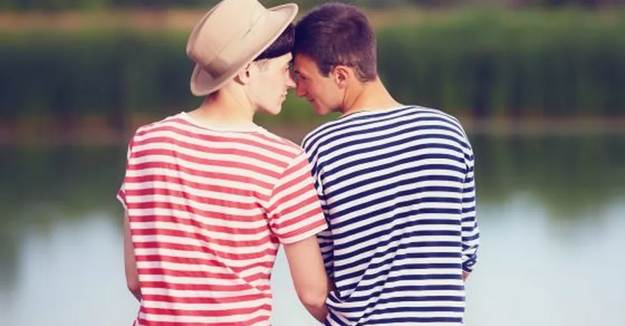 40 Prozent finden schwule Küsse "ekelhaft"
