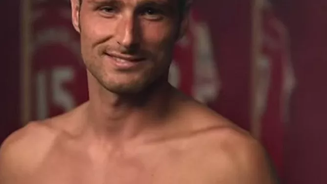 FC Arsenals Spieler Olivier Giroud im Video zur Aktion.