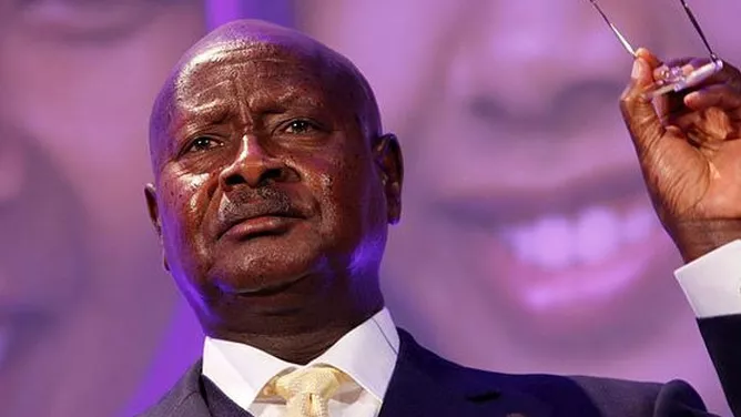 Seit 1986 ist Yoweri Museveni Präsident von Uganda.