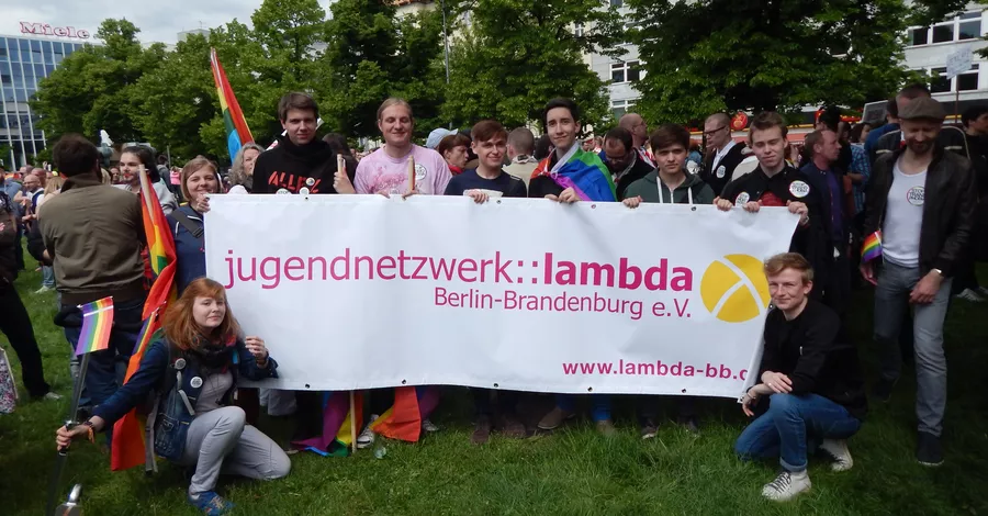 Jugendnetzwerk Lambda sucht ehrenamtliche Gruppenleiter_innen