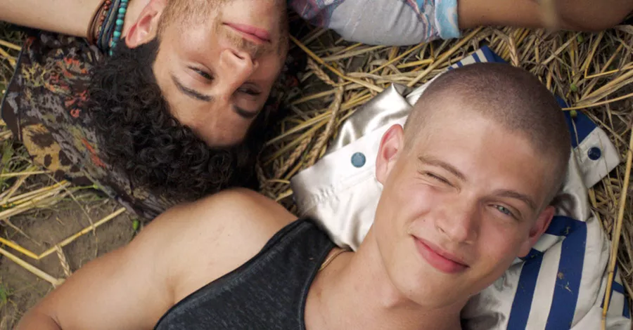 "Just Friends" - Ein charmanter queerer Sommerfilm zum Streamen